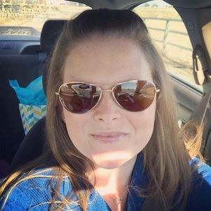 Meet your Posher, Erin